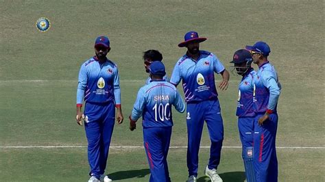 Syed Mushtaq Ali Trophy 2022-23: Yuvraj Singh claims 4 as Railways beat ...