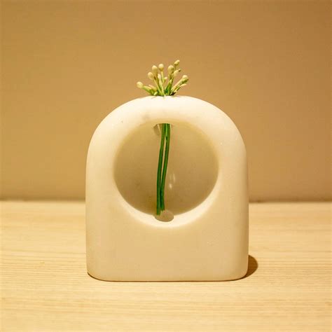 Naked Marble Vase | Byora Homes | White | White Indian Marble – Banjara ...