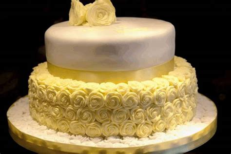 Cake Cafe - Wedding Cake - HSR - Weddingwire.in