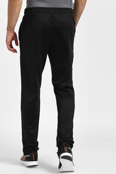 Reebok India Official | Reebok Men Pants Online at reebok.abfrl.in | 772537