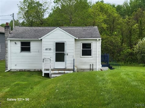 8723 E Mud Lake Rd, Baldwinsville, NY 13027 | Homes.com
