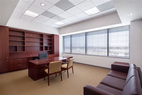 Court 的图像结果