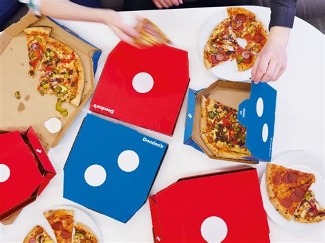 Six Domino’s retail customer experience innovations — how a delivery ...