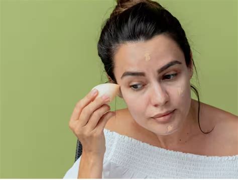 Black spots like dots are increasing rapidly on the face; this problem ...