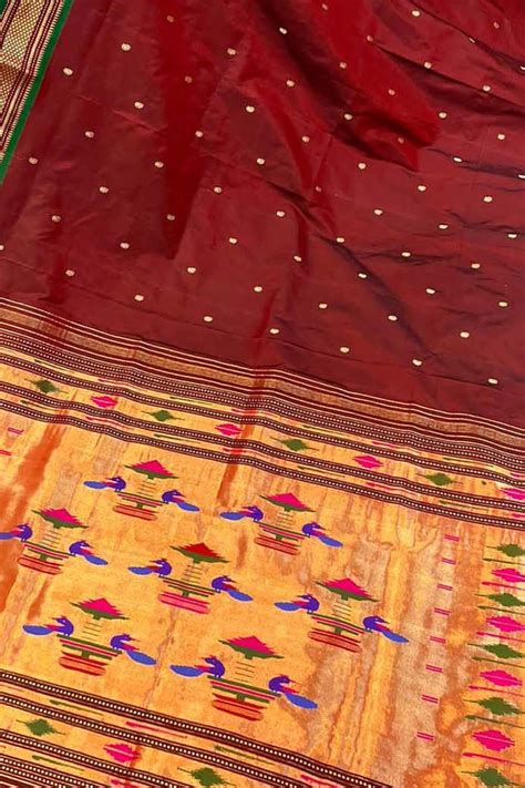 Shop the Exquisite Maroon Handloom Paithani Saree with Maharani Pallu