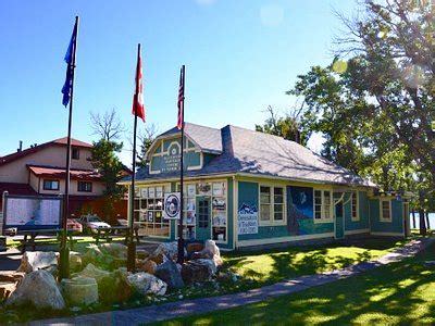 Waterton Tourism (2022): Best of Waterton, Canada - Tripadvisor