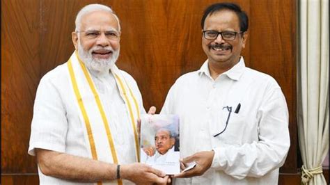 Congress ignored Narasimha Rao, glorifies one kin: PM Modi| India News