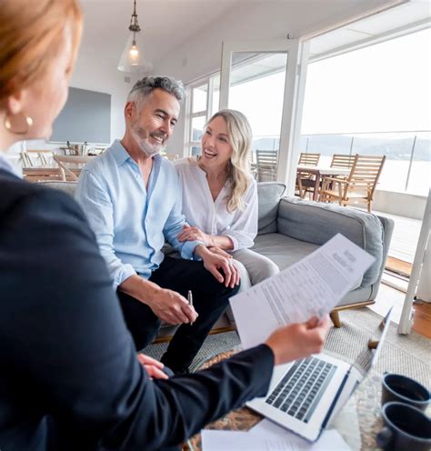 Find Insurance Agent 的图像结果