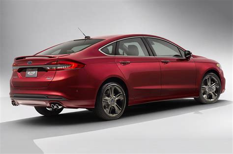 2017 Ford Fusion Review