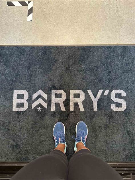 Barry's studio city - barry's mat | hoopLA