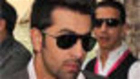 Pics: Ranbir Kapoor joins in celebrations with Varun Dhawan and his ...