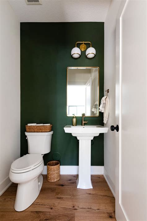 Green Bathroom Paint Colors