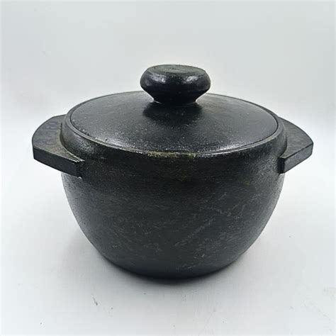 2.3 – 2.5 liter Cook & Serve Pot Handmade Natural Soapstone / Kalchatt ...