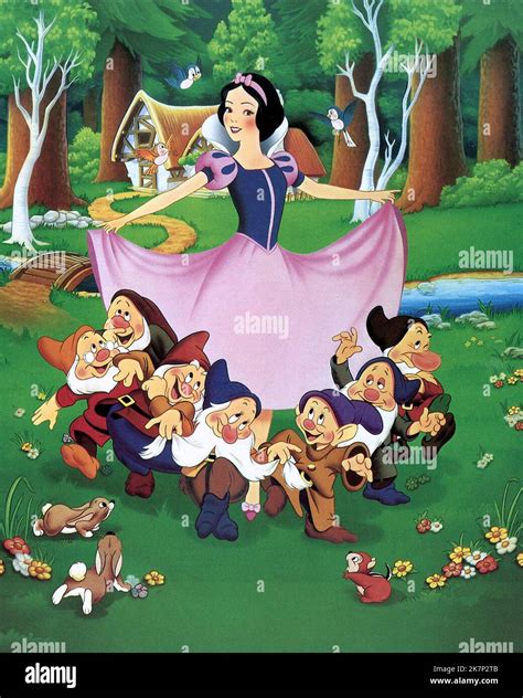 Snow White And The Seven Dwarfs Stock Photo - Alamy
