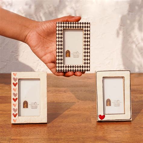 Vintage Hearts Wooden Polaroid Photo Frames- Instax Mini | Multicolour ...