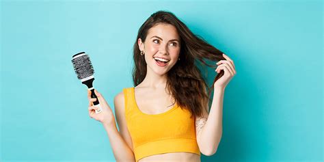 A Brief: Tips to Use Hair Styling Tools for Styling Different Hair Types