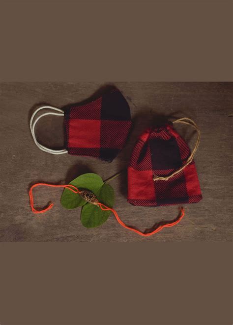 Get Red Checks Cotton Mask With Sun Plantable Seed Band at ₹ 349 | LBB Shop