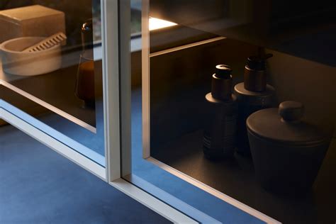 Vitrium Series: Above Counter Basin, Mirror Cabinet & More | Duravit