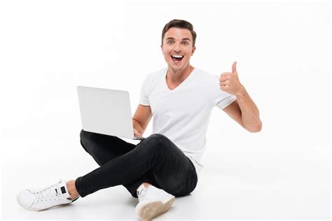 Happy man laptop Images - Free Download on Freepik