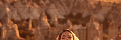 Sunrise or Sunset Photo Shoot With Classic Car in Cappadocia - Klook India