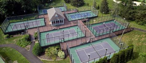 Tennis Club 的图像结果