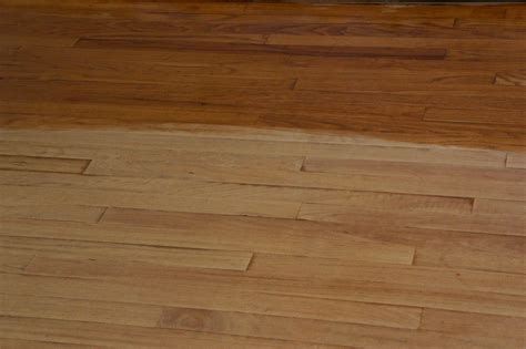 Can You Put Polyurethane On Engineered Hardwood Floors | Viewfloor.co