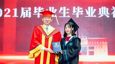 惠州学院隆重举行2018届毕业典礼！_广东招生网