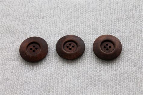 Wooden Buttons Uk