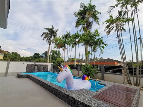 Malaysia Bungalow Vacation Rentals | Airbnb