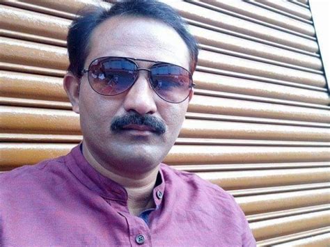 Dharwad: SUV with Haj pilgrims on the way to airport crashes into tree ...