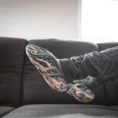 Latest Adidas Yeezy Foam Runner Sand adidas first copy 2023