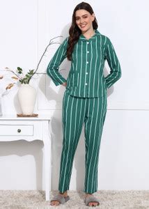 DreamBe Women Striped Green Night Suit Set Price in India - Buy DreamBe ...