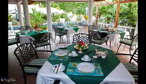 Hanneman Holiday Residence - Apartment - Indoor area - Mahé (Seychelles ...