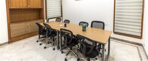 Prime business center for rent in New Delhi, Delhi province.