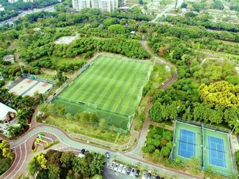 走，踢球去！深圳三年新建逾400片场地，足球场数量破千_腾讯新闻