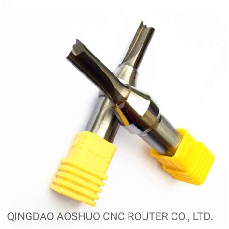 Using a Router with Flush Cutting Bit 的图像结果