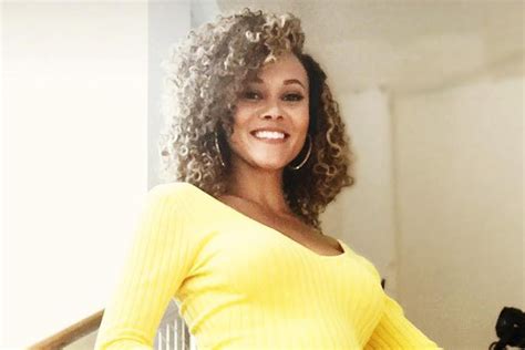 Ashley Darby's Nude Maternity Photo Shoot: See Pics | Style & Living