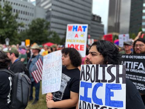 PHOTOS: Scenes From the No Kings Protest in Dallas