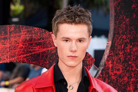 Edvin Ryding klar för nya ”Hunger Games”-filmen