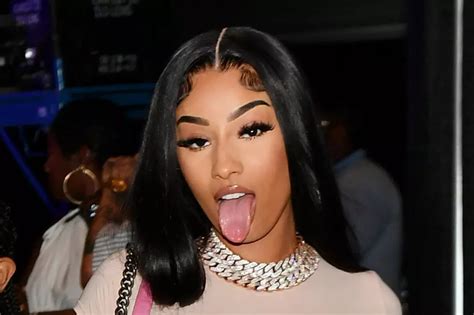 Rubi Rose Sells Photos of Her Feet and Shocks Fans