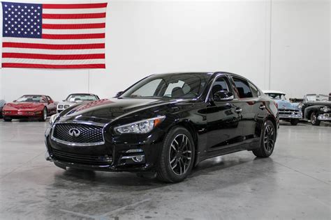 2015 Infiniti Q50 | GR Auto Gallery