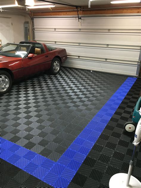 Motofloor Modular Garage Flooring Tiles | GoodDesign