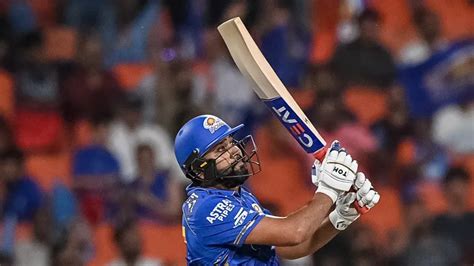 Kane Williamson snubs Rohit Sharma and picks Aussie star as best pull ...
