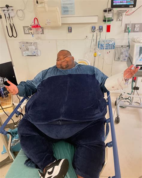 Dave Blunts | My new pink tracksuit is available now for preorder 😃 ...