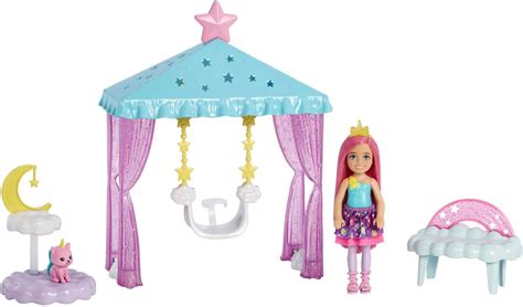Barbie Dreamtopia Chelsea Small Doll and Accessories, Playset with ...