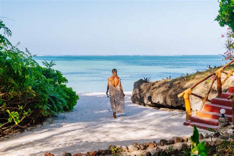 6 Days Zanzibar Beach and Cultural Tour - Native Africa Tours
