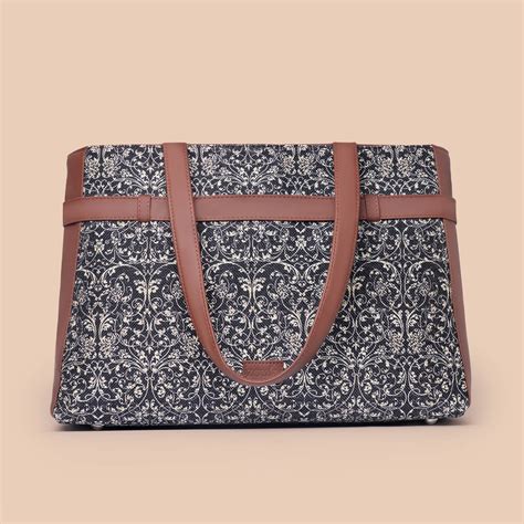Lattice Lace Statement Office Bag – Zouk