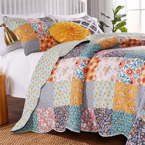 Buy Barefoot Bungalow Carlie Patchwork Floral & Calico Print Quilt Set ...