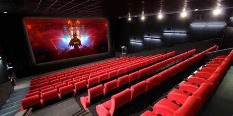 Cinema Maxx -A Commitment to High-Quality Viewing