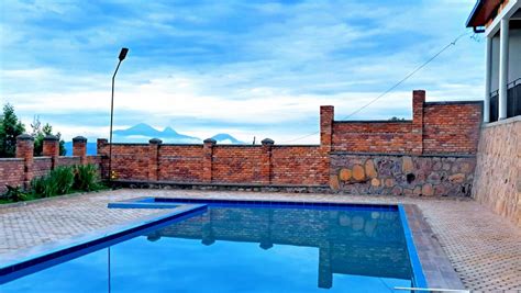 RUSIGA HIGHLAND RESORT - Hotel Reviews & Photos - Tripadvisor